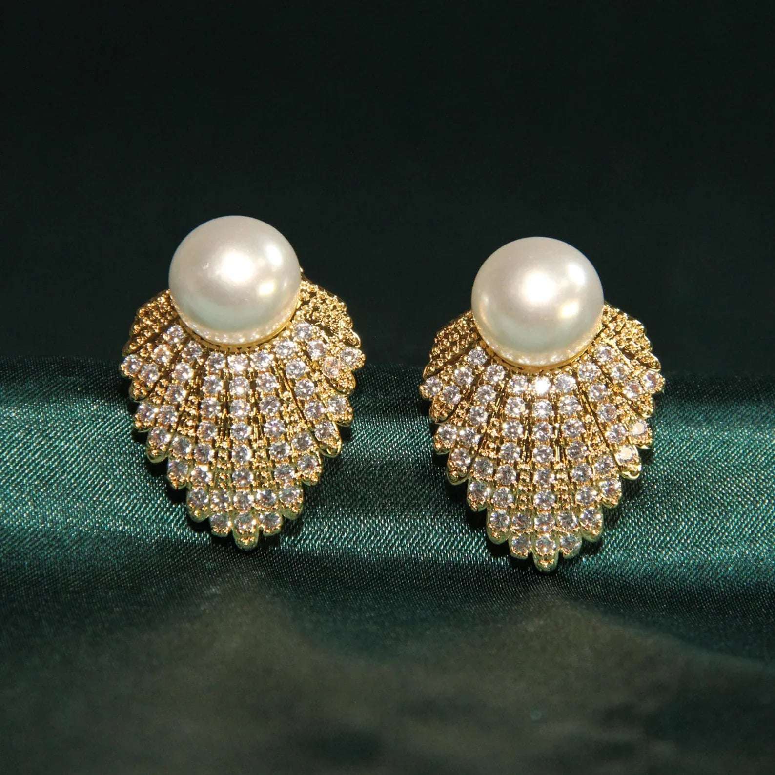 Fritillaria Pearl Pendant Set